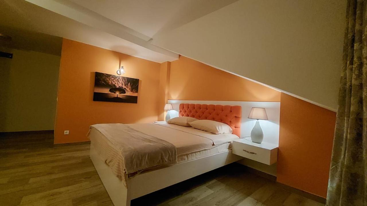 Pier 82 Apartments Ohrid Esterno foto